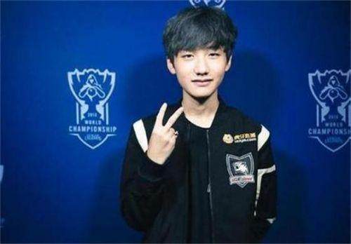 现在哪里还能买到这件拜仁125周年啤酒节正版球衣？