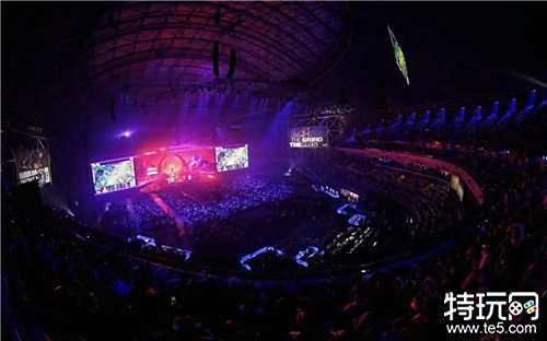 意媒：39岁拉莫斯被推荐给米兰，管理层和阿莱格里将进行评估