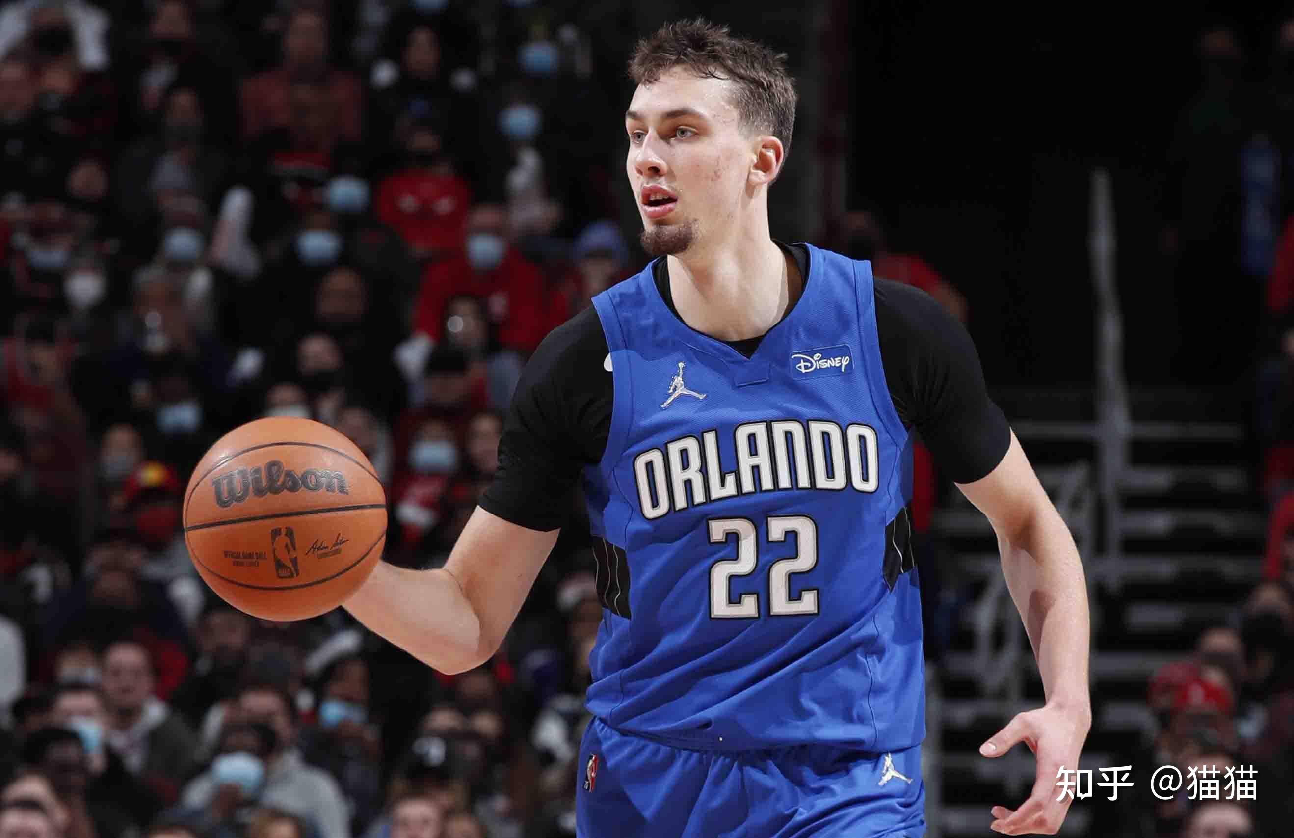 用深远球压 用深远球压