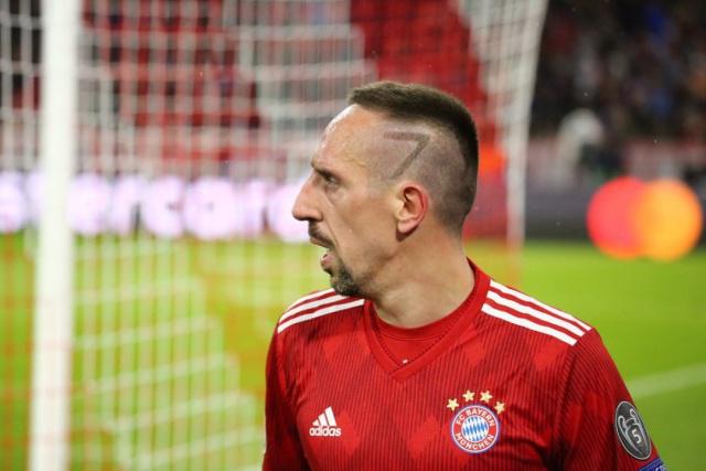 杨鸣的不满 杨鸣的不满