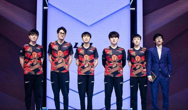 使动作形成 使动作形成